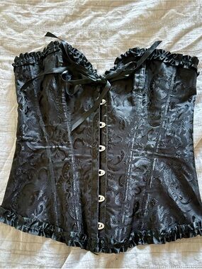 Black Lace-Patterned Strapless Corset